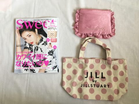 sweet 2018年8月号【付録】　JILL by JILLSTUART 水玉ランチトート＆刺繍ロゴフリルポーチ
