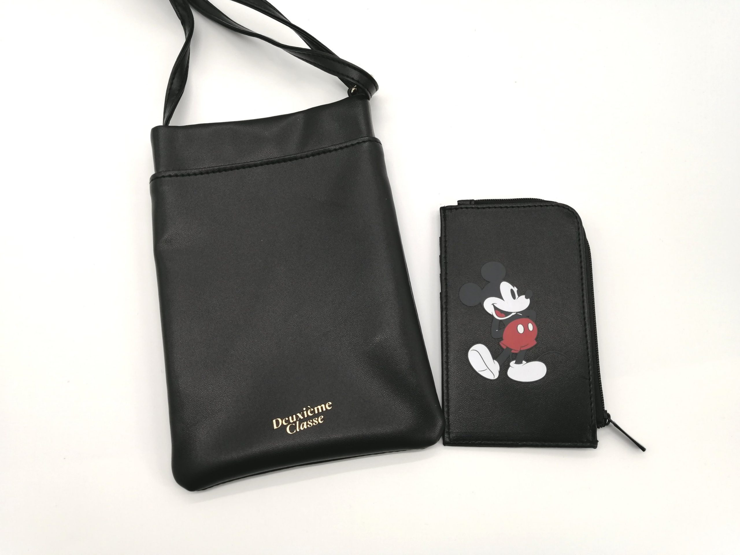 フラゲレビュー Otona Muse オトナミューズ 21年6月号増刊号 特別付録 Deuxieme Classe ドゥーズィエム クラス 両手があく スマホポシェット ミッキーマウス キャッシュレス時代のスマート財布 付録ライフ