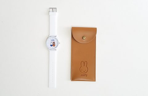 【フラゲレビュー】リンネル 2022年6月号宝島チャンネル限定号《特別付録》大人かわいいカジュアル腕時計＆レザー調ケースセット