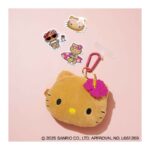 【次号予告】sweet（スウィート）2025年8月号《特別付録》HELLO KITTY 日焼け ハローキティ ぬいぐるみポーチチャーム＆ ステッカー3点セット